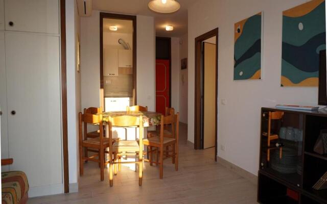 Comfy Flat With Balcony-beahost