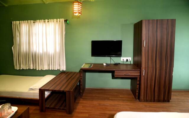 Pali Village Resort