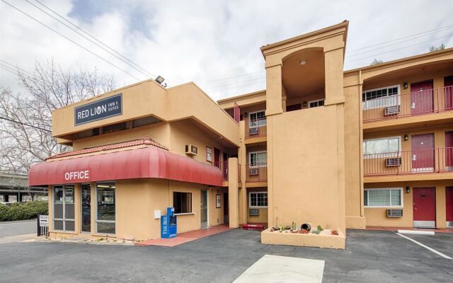 Roy Inn & Suites – Sacramento Midtown