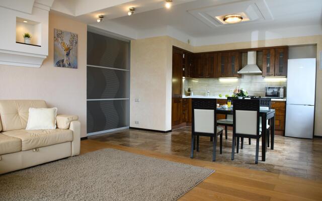 Апартаменты на улице Клубничная 142