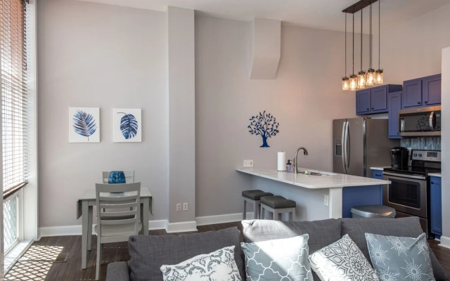 Heart of Mainstrasse Apt 1