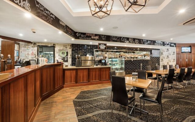 National Hotel Complex