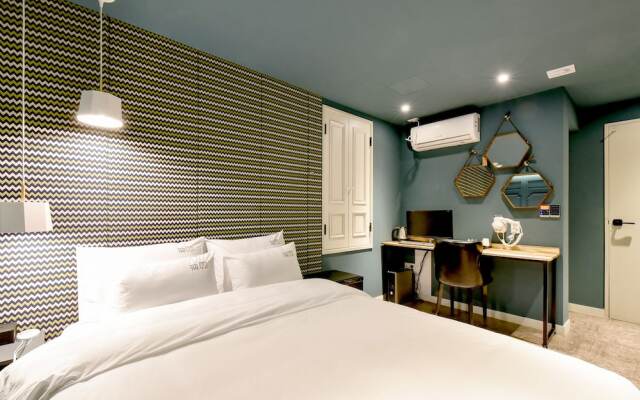 Hotel The M