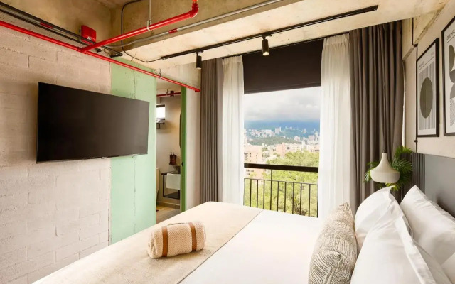 Urbit Social Lofts