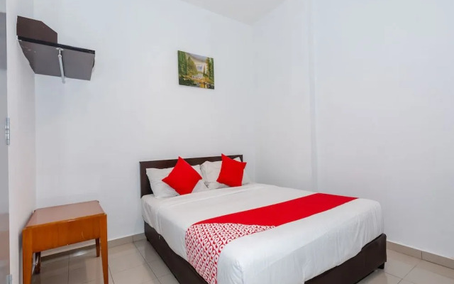 OYO 1090 Hollitel Hotel Melaka
