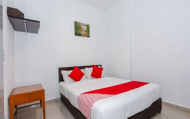 OYO 1090 Hollitel Hotel Melaka