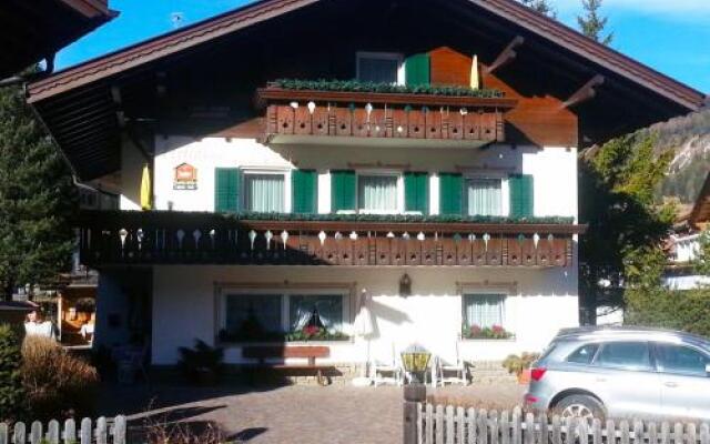 Villa Evelin