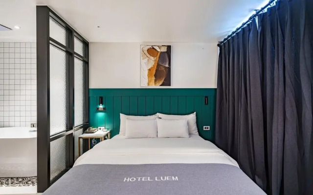 Anseong Hotel Ruem