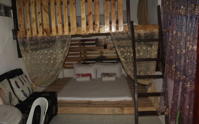 Maraño's Hometel