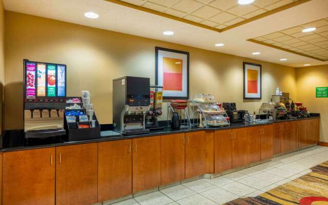 Wingate by Wyndham Gillette