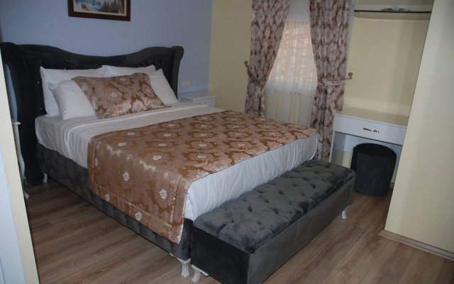 La Mer Boutique Hotel