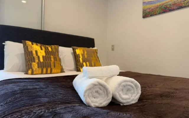 Near Sky Tower Cozy 1B Apt Close to Port – Guest Rooms – Auckland