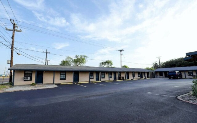 Economy Inn Kingsville By OYO