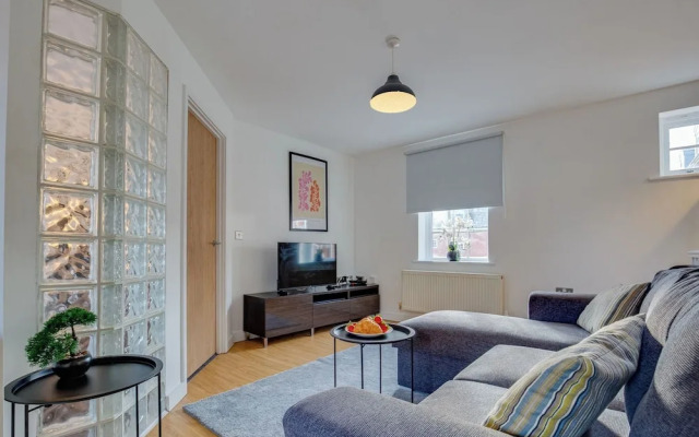 Quaint 1 Bedroom 1st Floor Flat
