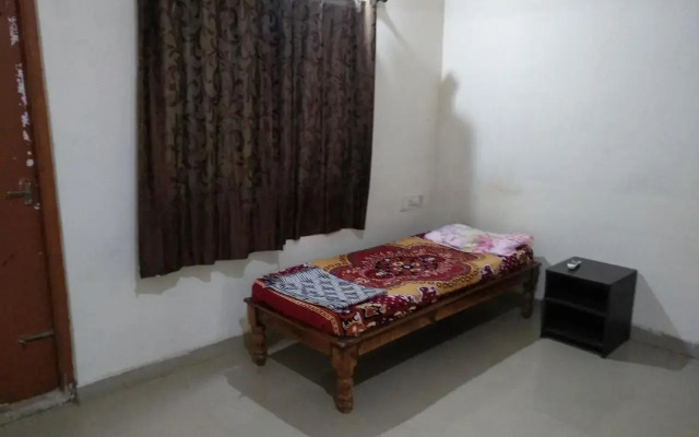 Professionals Pride PG for Gents