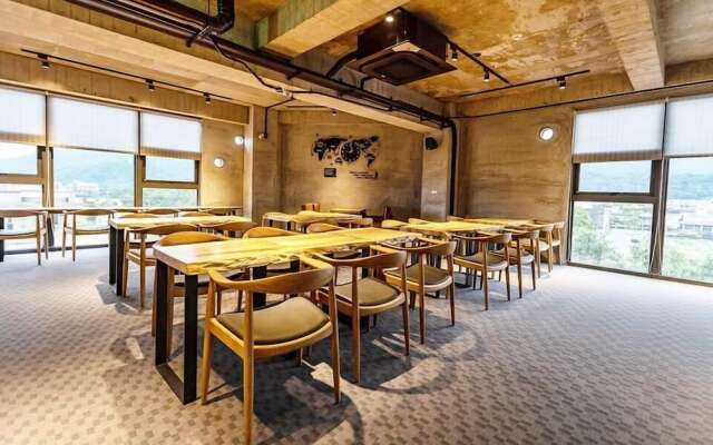 22°C Cold Spring Hotel