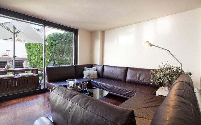 Apartment Barcelona Rentals - Private Pool and Garden Center