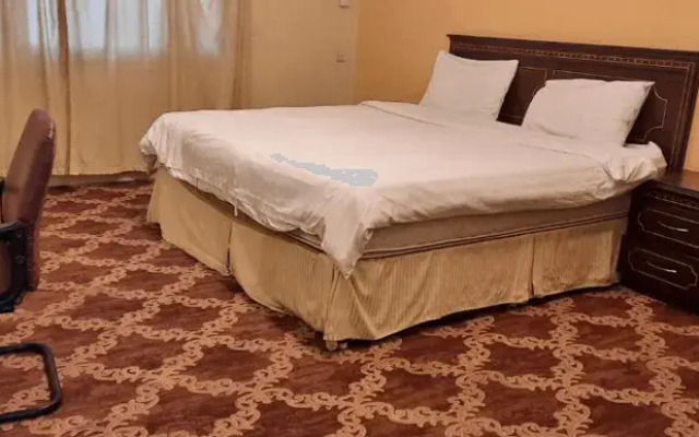 Golden Balcony Hotel