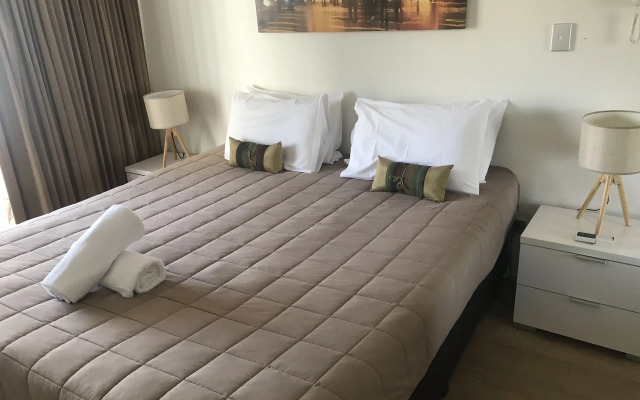 Zenith Ocean Front Apartments