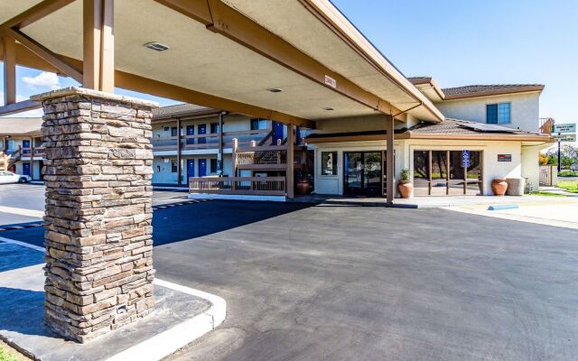 Motel 6 Anderson, CA - Redding Airport