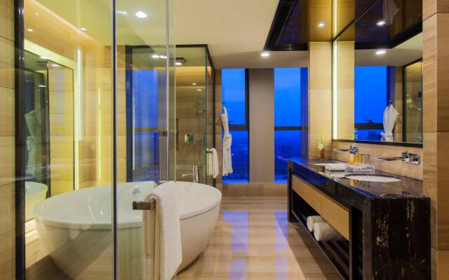 Crowne Plaza Tianjin Meijiangnan by IHG