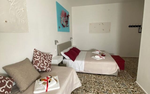 Rossocorallo Rooms
