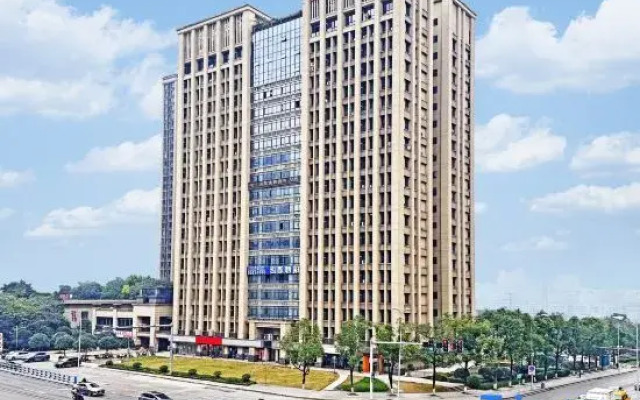 Ruijun Hotel