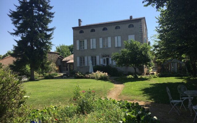 Villa Rhôna