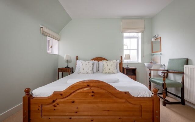 The Stables Loft, Close to Elie Beach