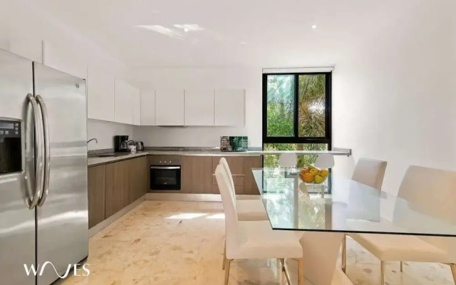 2 Br. Luminous and Spacious Pool View Apt