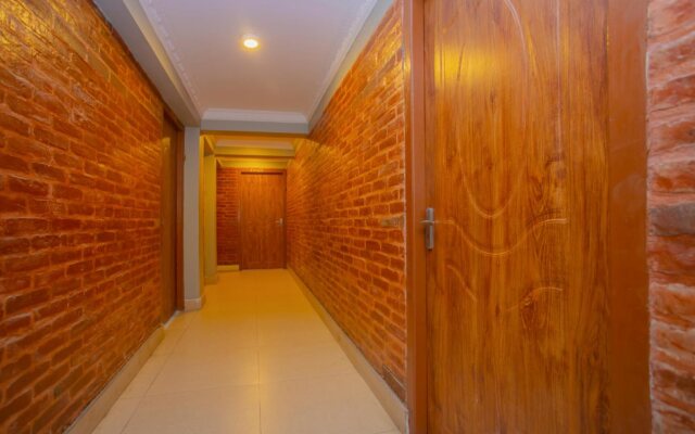 Oyo 300 Farm House Resort