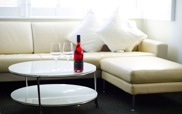 The Horatio - Suites & Motel