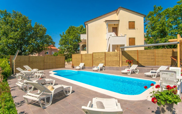 Apartment Marinko - with pool : A Kuca Barban, Istria