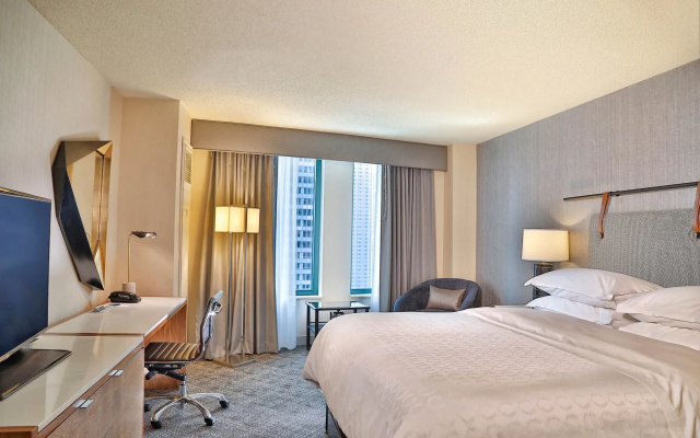 Sheraton Grand Chicago Riverwalk