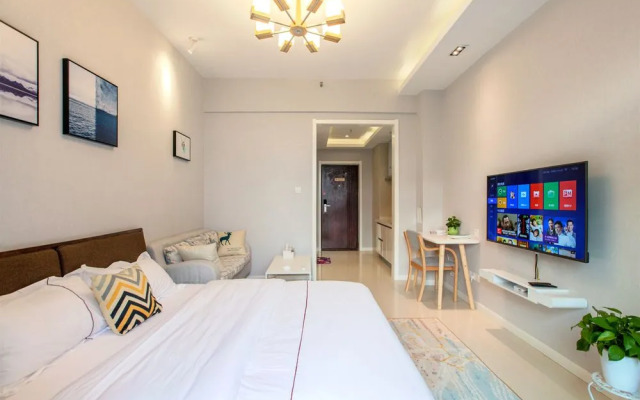 Nice Meeting You Aparthotel