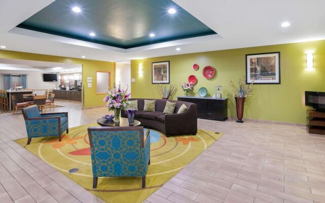 La Quinta Inn And Suites Paris