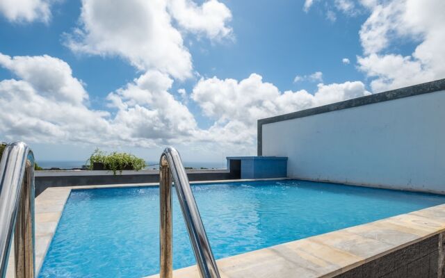 OYO 929 Uluwatu Suites