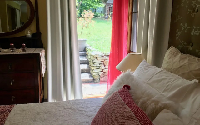 Crimson Villa