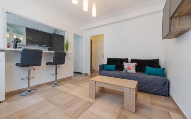 Cosy Studio Soleia, 50m from sea side