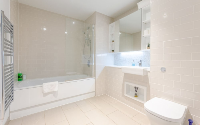 Bright Flat in Elephant & Castle