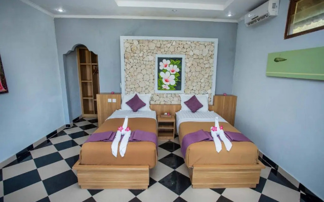 The Tanis Villas & Lembongan Express Bali