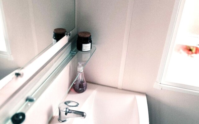 Beautiful 2-bed House in Lagoa Torrinha, Algarve