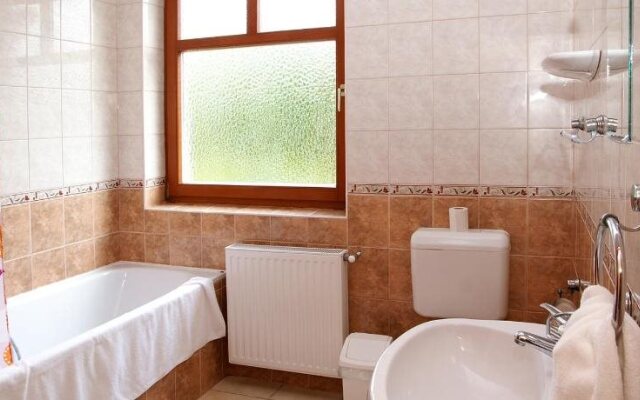 Pihenőkereszt Panzió