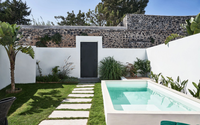 Katikies Garden Santorini - The Leading Hotels Of The World