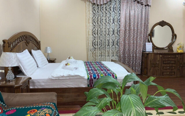 Sitorabonu Guesthouse