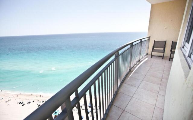 Oceanview Apartments in Sunny Isles