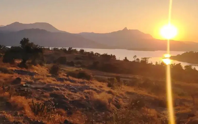 Green Velvet Resort-Near Pawna Lake