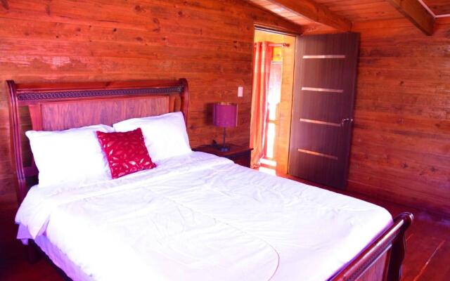 Los Altos de Constanza