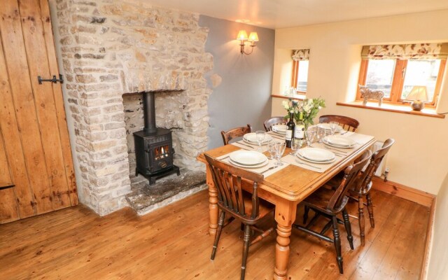 Kempshill Cottage