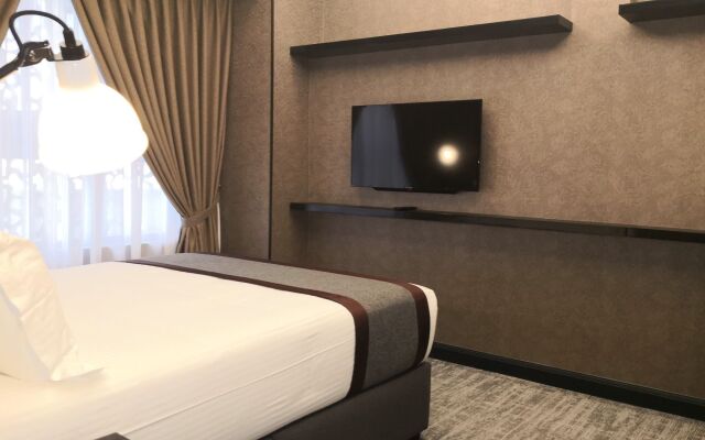 1969 Business Suites